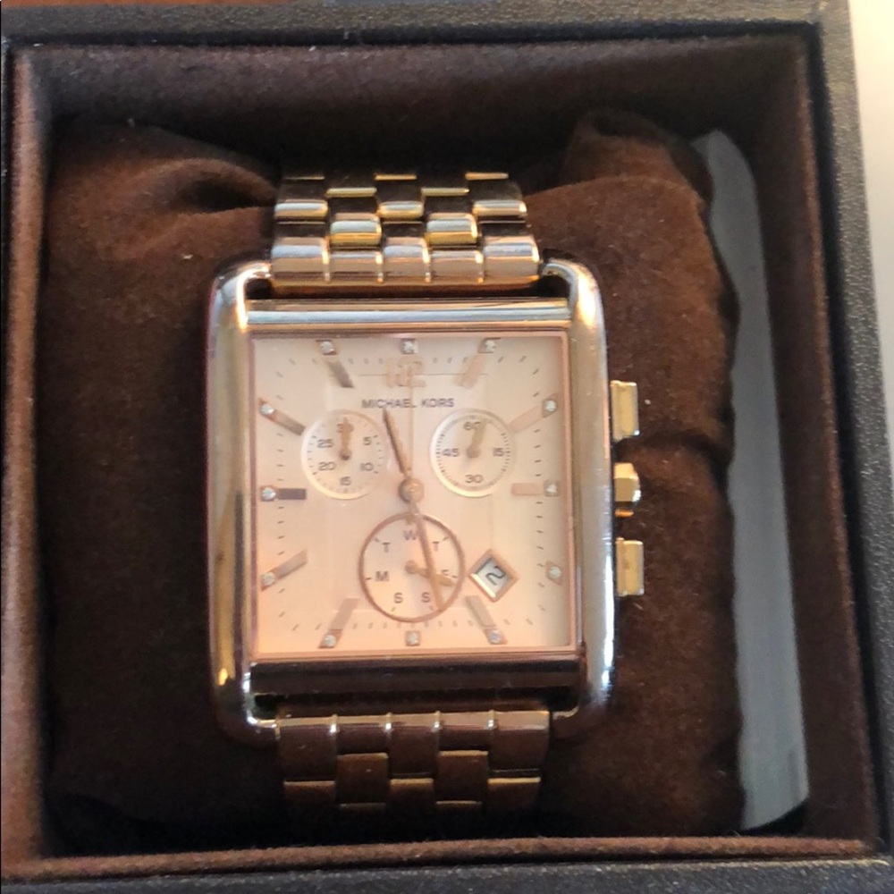Michael Kors rose gold watch